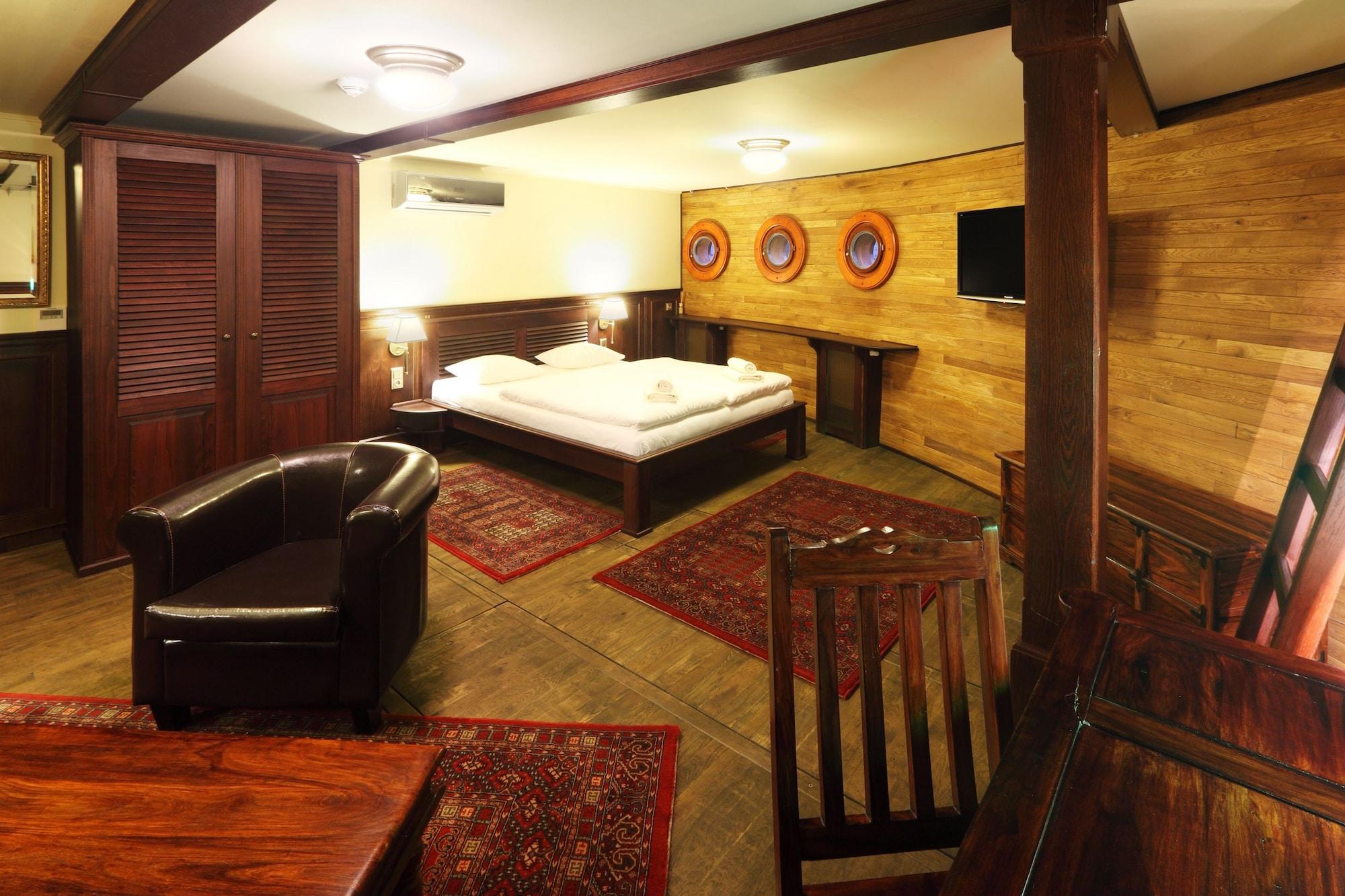 Boat Hotel Matylda Πράγα Εξωτερικό φωτογραφία