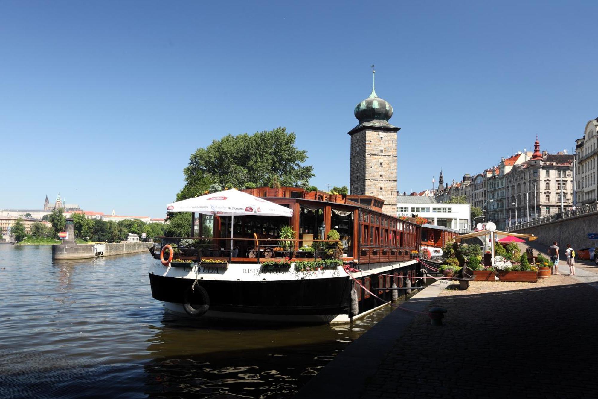 Boat Hotel Matylda Πράγα Εξωτερικό φωτογραφία