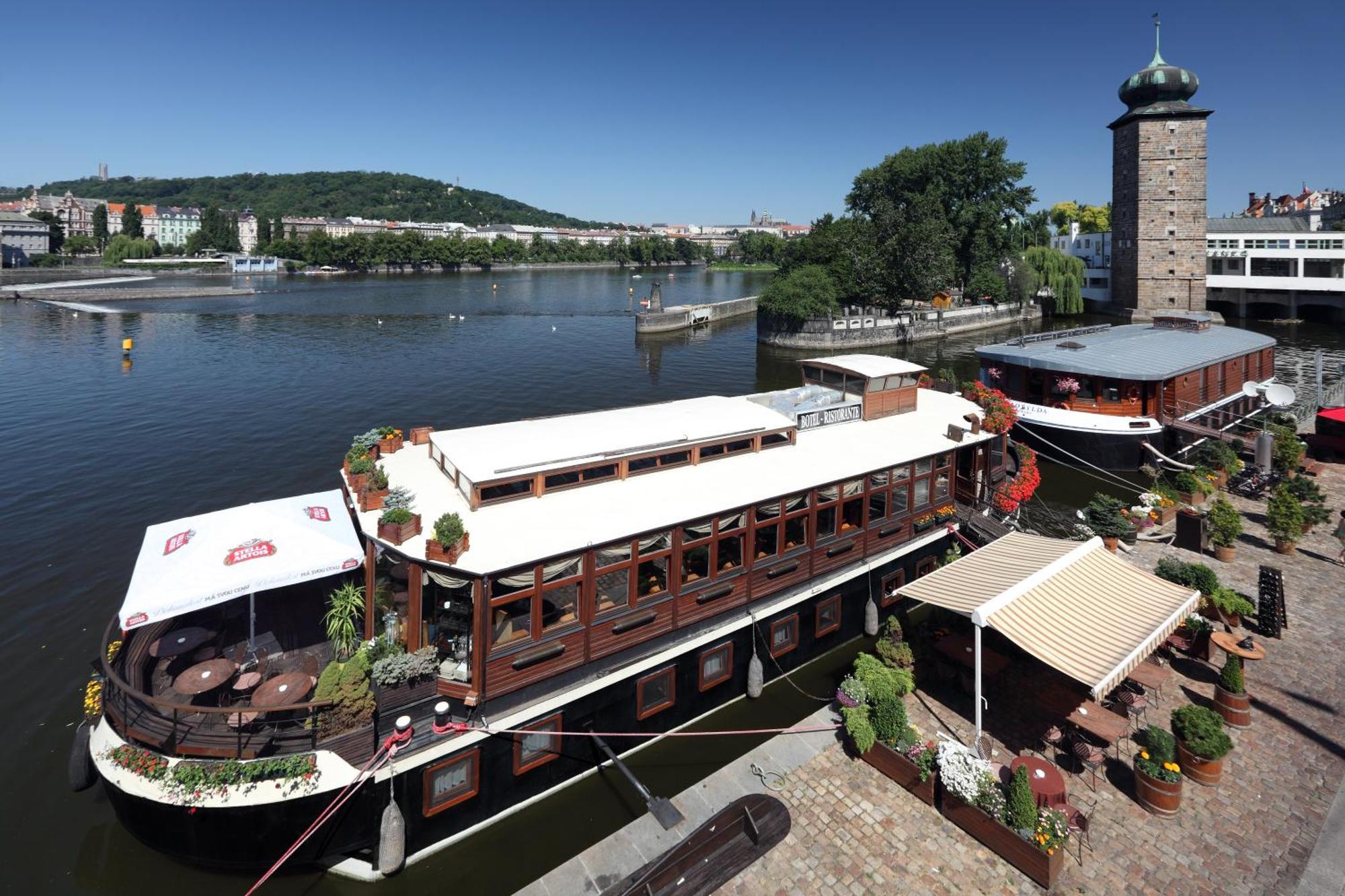 Boat Hotel Matylda Πράγα Εξωτερικό φωτογραφία